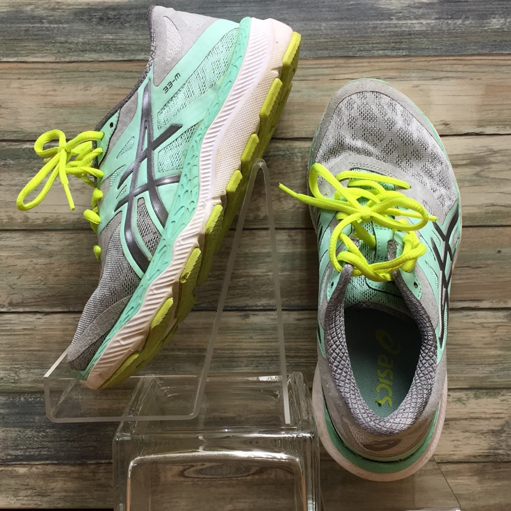ASICS running sneaker - 80’s mint green + neon (size 6.5)